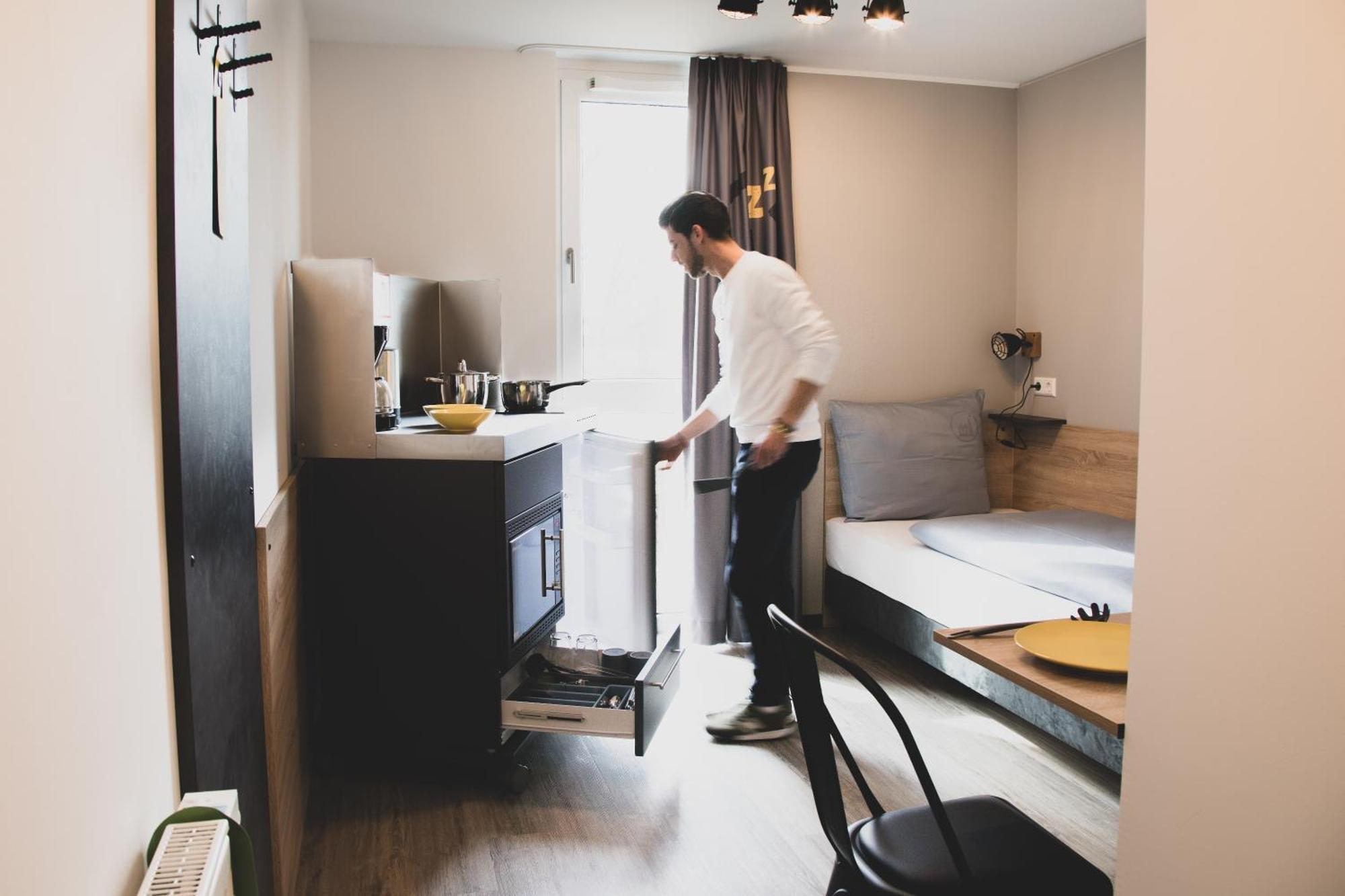 Das Schlafwerk Stuttgart-Nord Volldigitales Hotel-Self-Check In - Keine Rezeption-Lowbudget-Cashless Korntal-Münchingen Exteriér fotografie